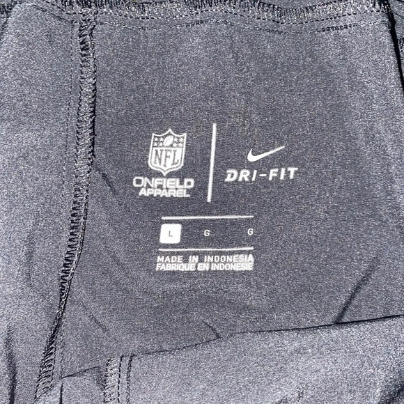 Philadelphia Eagles Gear Lot of Clothing - Picture 7 of 11